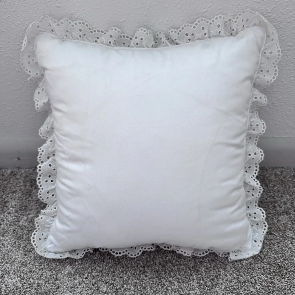 VTG Kitty Cat‎ Floral Pillow Lace Trim Pastels Cottage Country Rustic Farmhouse